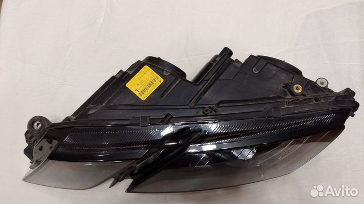 Фара передняя левая Skoda Octavia a7