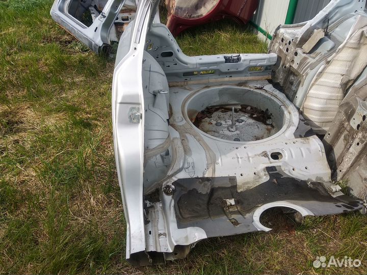 Крыло заднее правое Опель Астра H