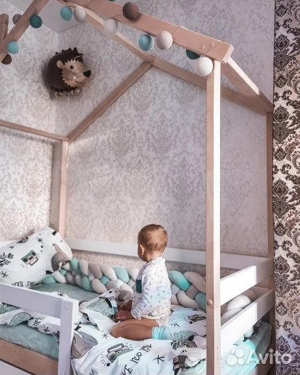 Детская кровать домик избушка
