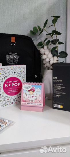 BTS книга статусы на стол футболка рюкзак