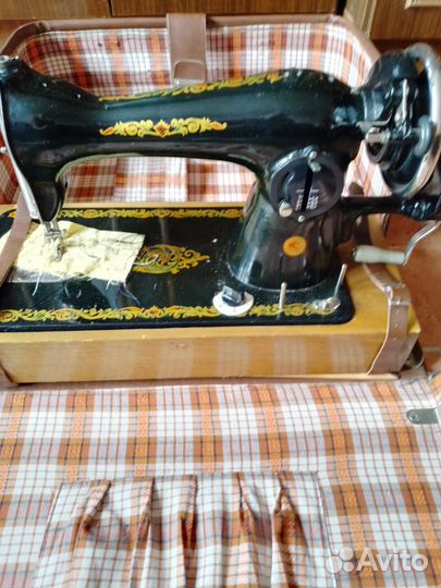 Швейная машинка