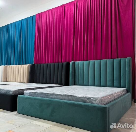 Кровать двухспальная