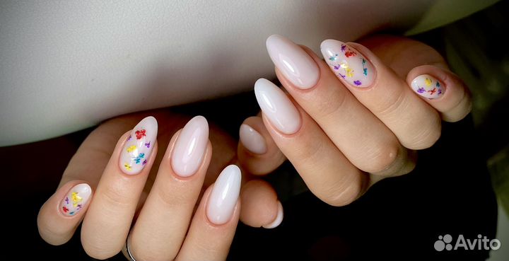 Маникюр, педикюр, наращивание ногтей