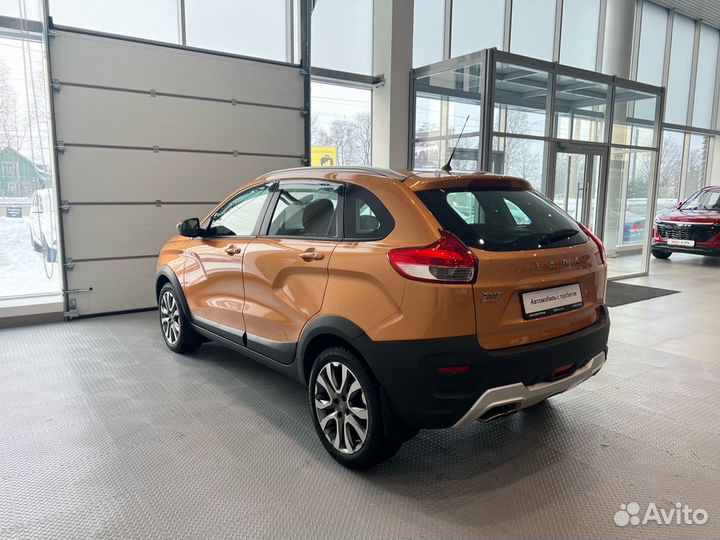 LADA XRAY Cross 1.8 МТ, 2019, 62 280 км