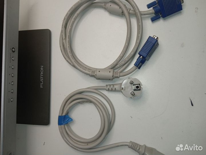 Продам монитор LG flatron L1510S