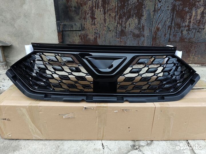 Передняя решетка Jetta VS 5 5CG805705B