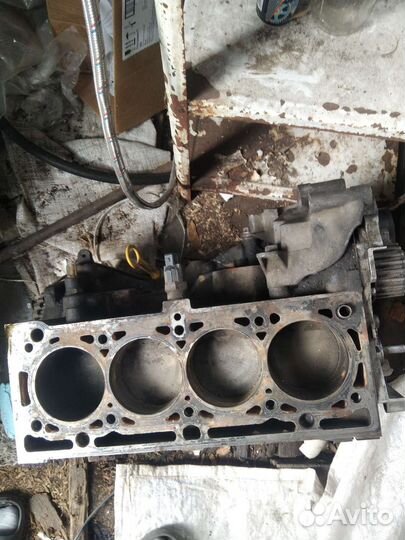 Блок двигателя рено меган2