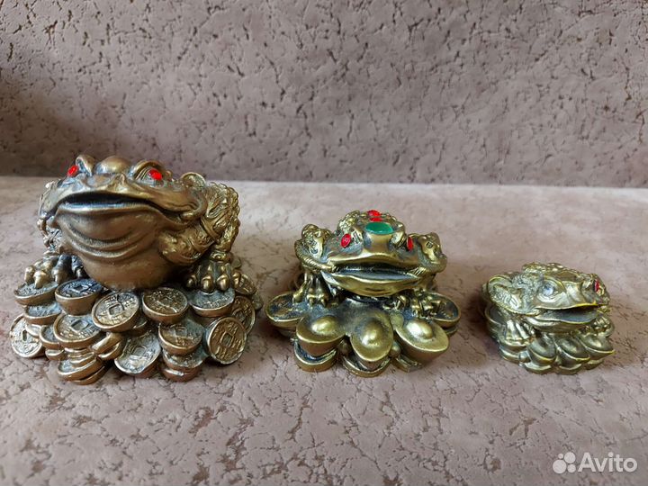 Статуэтка денежная жаба фэн шуй