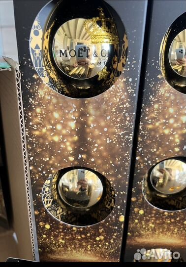 Новогодние шары “Moet Chandon “
