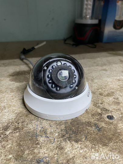 Камера видеонаблюдения купольная