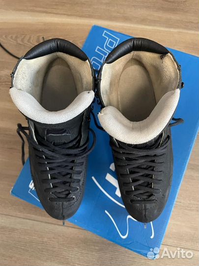 Коньки для танцев на льду