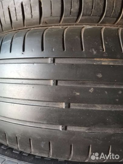 Kumho Ecsta HS51 215/55 R17