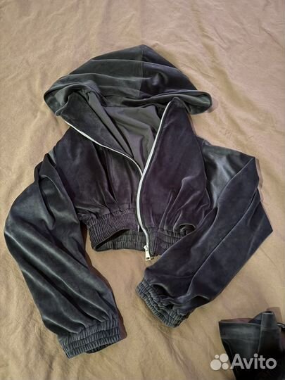 Велюровый костюм женский