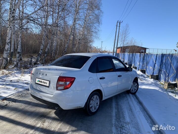 LADA Granta 1.6 МТ, 2022, 38 600 км