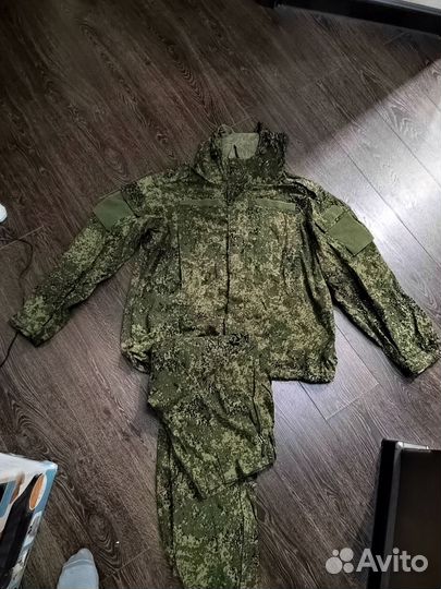 Костюм демисезонный