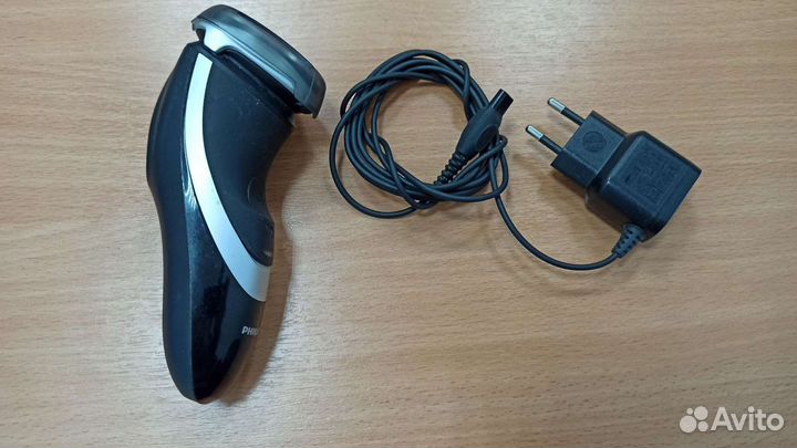 Бритва электрическая Philips pt731