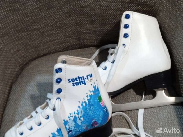 Коньки р-р 33