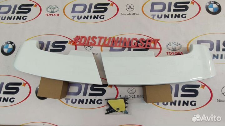 Спойлер Toyota Land Cruiser 105 белый