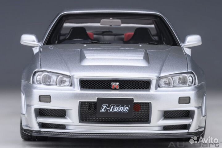 Autoart Nissan Skyline GT-R (R34) Z (77461) 1:18