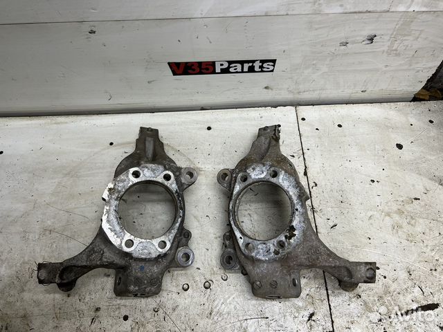 Кулак передний Nissan Murano Z51