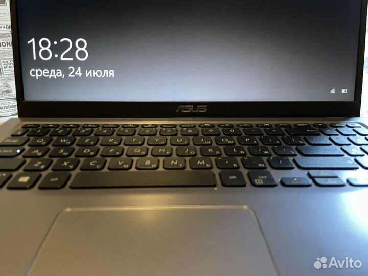 Ноутбук asus