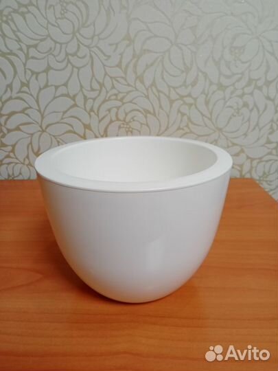 Горшок цветочный с вкладкой новый