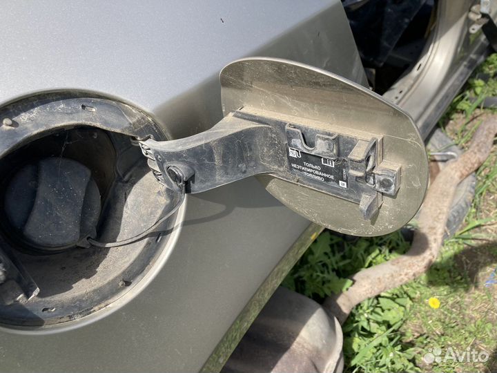 Лючок бензобака Chevrolet Cruze j300