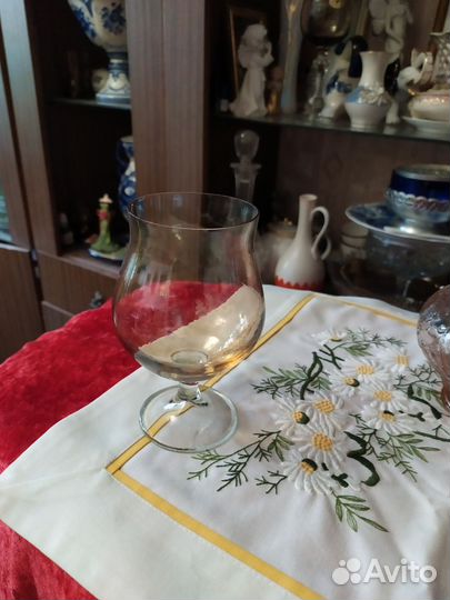 Высокие фужеры Снежинка, цветное стекло