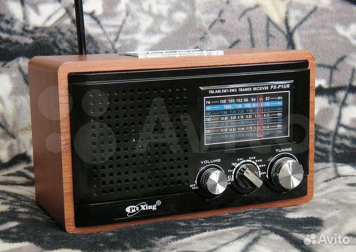 Радиочасы, приёмники и радиолы СССР