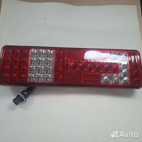 Задний фанарь стоп сигнал