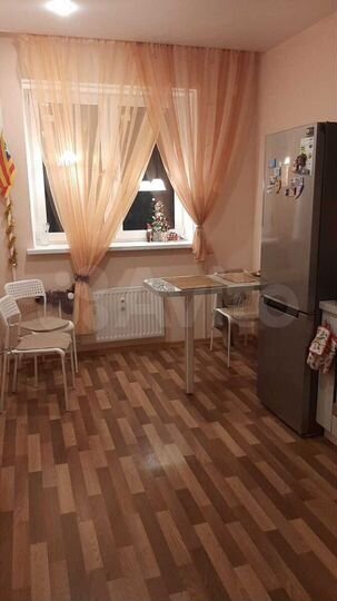 2-к. квартира, 58,1 м², 4/10 эт.