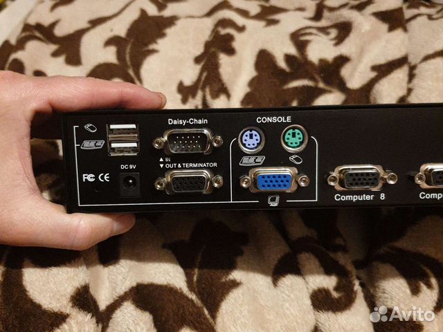 KVM switch Avocent SwitchView 1000