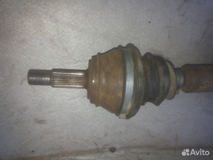 Привод (шрус) МКПП Vw Passat b3