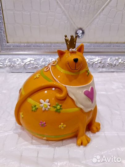 Копилки для денег разные