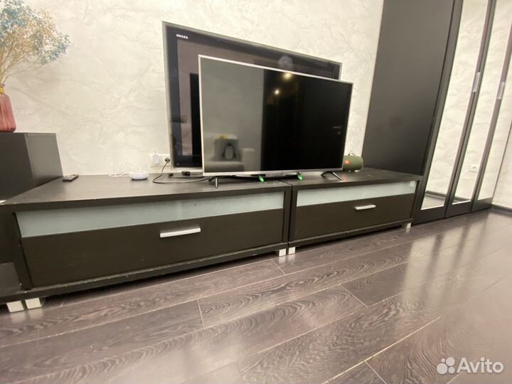 Тумба под телевизор