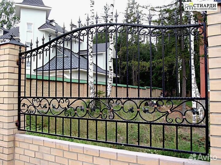 Забор металлический. Установка