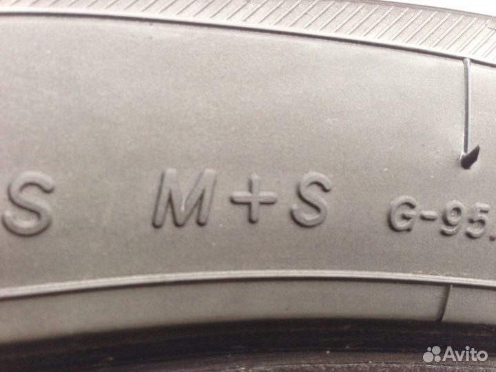 Yokohama Geolandar G045 225/55 R17