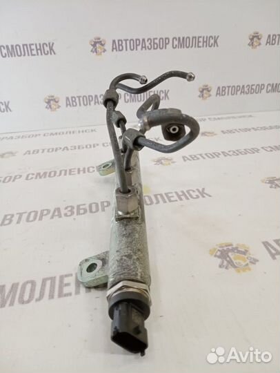 Рейка топливная (рампа) Opel Astra H (2004—2007)