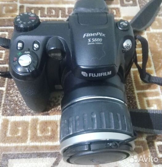 Фoтоаппарат-ультpазум Fujifilm fineрiх S5600