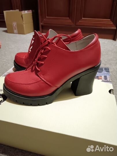 Полуботинки женские