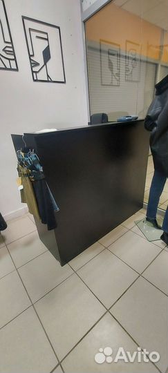 Стол ресепшн