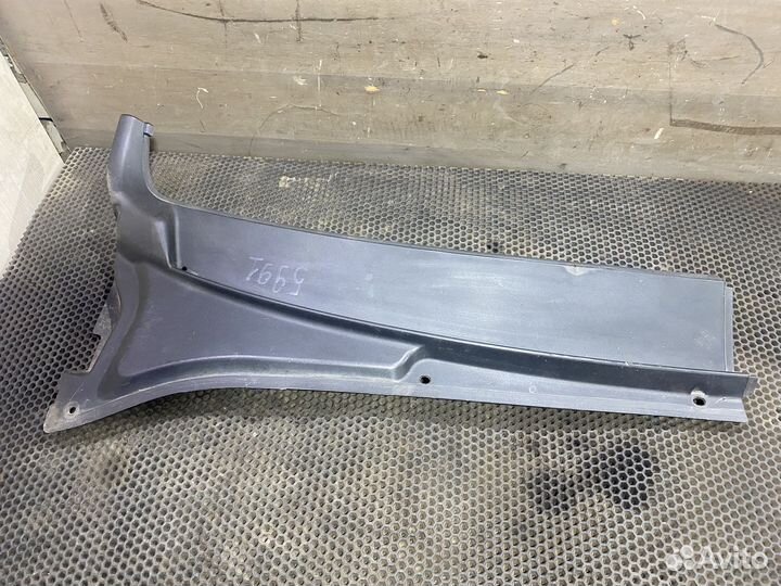 Жабо дворников правое Кайрон SsangYong Kyron