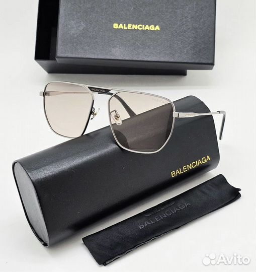 Солнцезащитные очки balenciaga