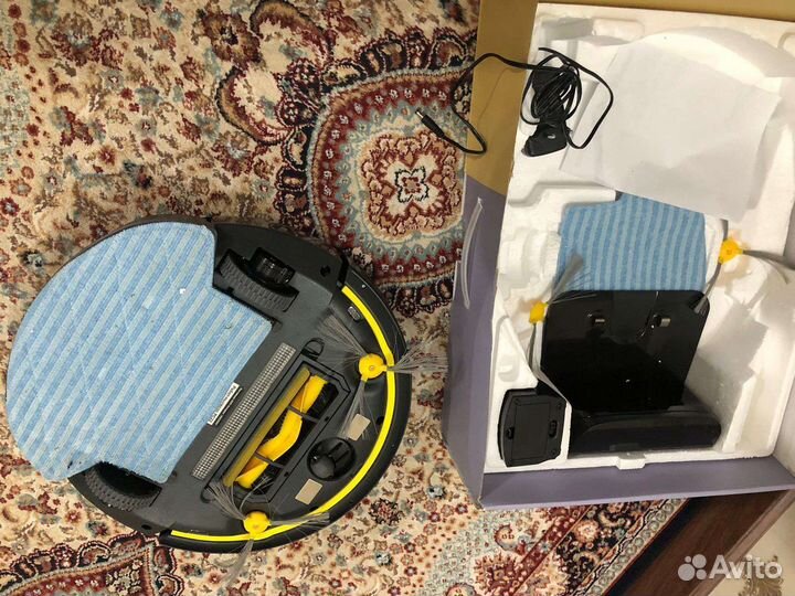 Робот пылесос аксион