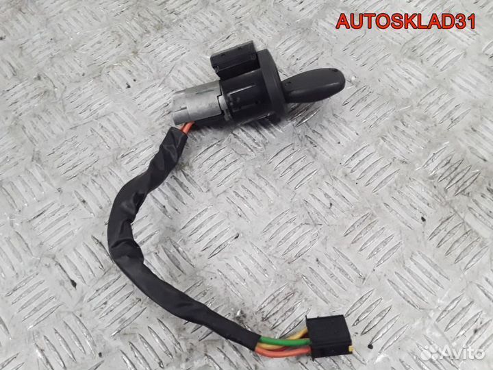 Замок зажигания Renault Sandero 487002447R