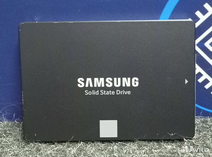 SSD накопитель Samsung 860 EVO 500GB