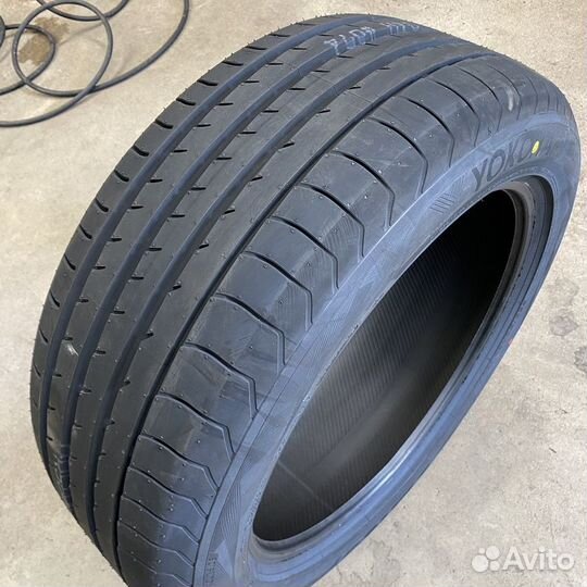 Yokohama Advan Sport V105T 285/40 R21 109Y