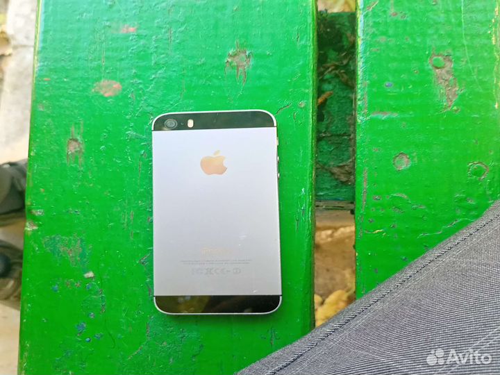 iPhone 5S, 16 ГБ