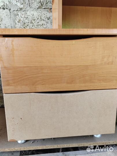 Трюмо с зеркалом