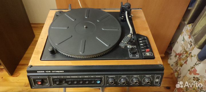 Проигрыватель виниловых пластинок вега-108